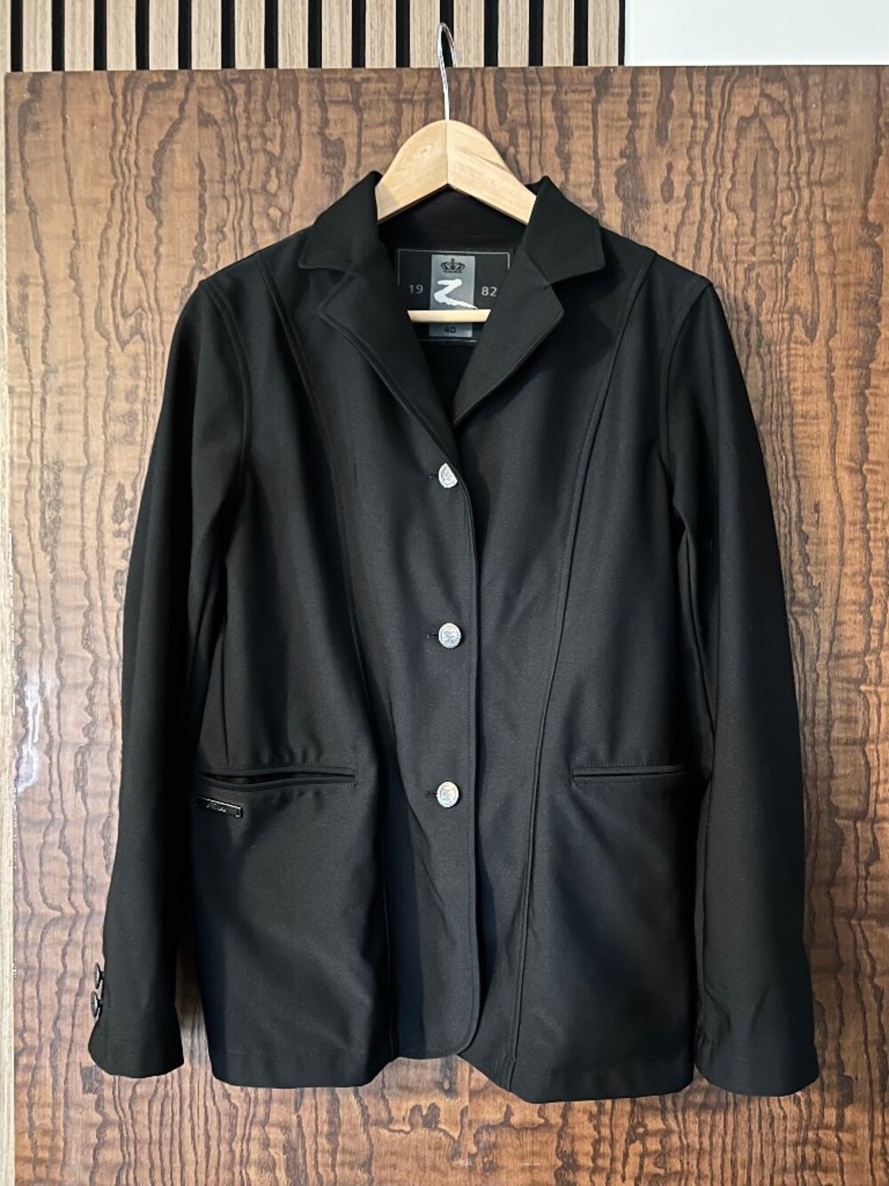 Horze Black Show Jacket size M